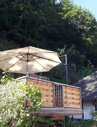 Eyes Im Nationalpark Eifel Сasa de vacaciones Schleiden